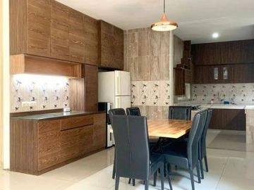 Rumah dijual di Citraland, Surabaya