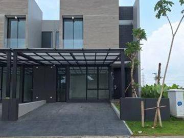 Rumah dijual di Citraland, Surabaya