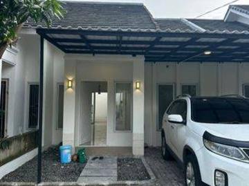 Rumah dijual di Cinere, Depok