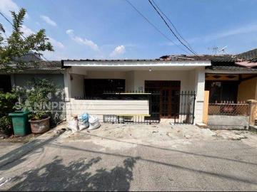 Rumah dijual di Bojong Sari, Depok