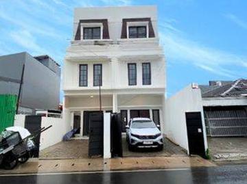Rumah dijual di Bangka, Jakarta Selatan