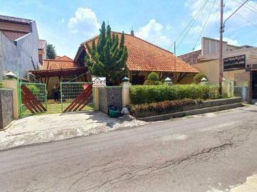 Rumah dijual di Banjarsari, Surakarta