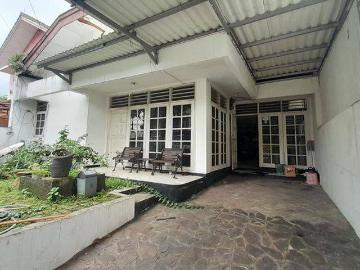 Rumah dijual di Bintaro, Jakarta Selatan