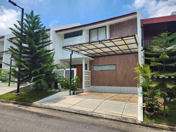 Rumah dijual di BSB City, Semarang