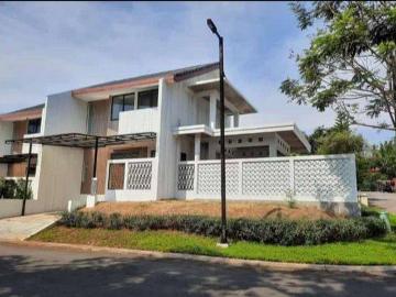 Rumah dijual di BSB City, Semarang