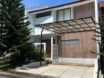Rumah dijual di BSB City, Semarang