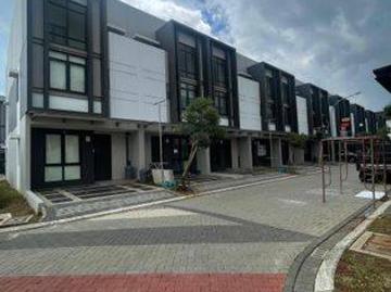 Rumah dijual di BSD City, Tangerang