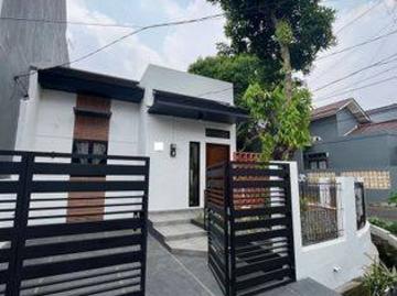 Rumah dijual di BSD City, Tangerang