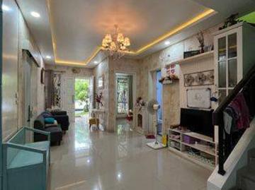 Rumah dijual di Gading Serpong, Tangerang