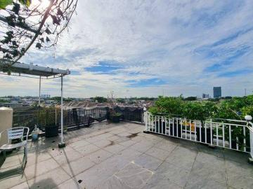 Rumah dijual di Gading Serpong, Tangerang