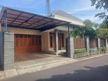 Rumah dijual di Gemolong, Sragen