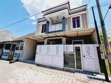 Rumah dijual di Gentan, Solo