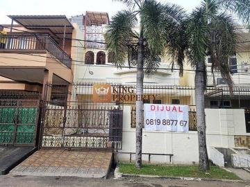 Rumah dijual di Green garden, Jakarta Barat