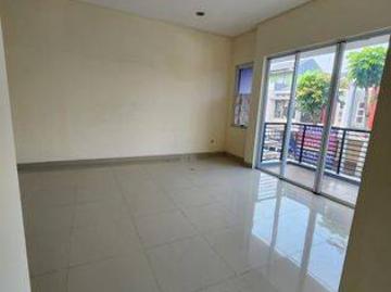 Rumah dijual di Green Lake City, Jakarta Barat