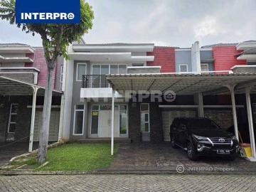 Rumah dijual di Green Lake City, Jakarta Barat