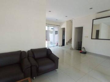 Rumah dijual di Green Lake City, Jakarta Barat