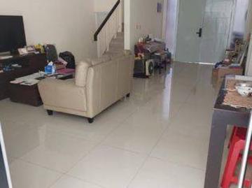 Rumah dijual di Green Lake City, Jakarta Barat