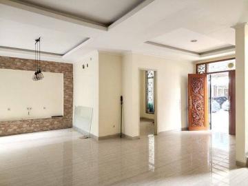 Rumah dijual di Green Lake City, Jakarta Barat