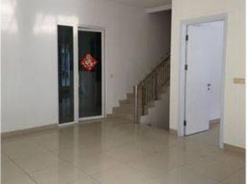 Rumah dijual di Green Lake City, Jakarta Barat