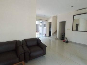Rumah dijual di Green Lake City, Jakarta Barat