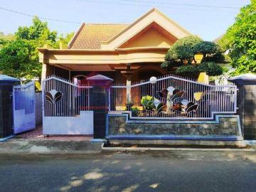 Rumah dijual di Grogol, Kediri