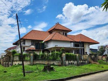 Rumah dijual di Darmo permai, Surabaya