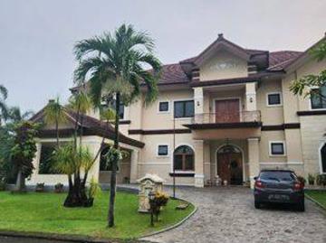 Rumah dijual di Kota Wisata, Jakarta Timur