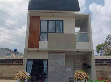 Rumah dijual di Karawaci, Tangerang