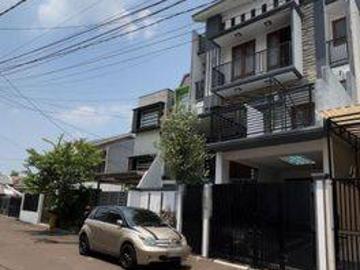 Rumah dijual di Kebon Jeruk, Jakarta Barat