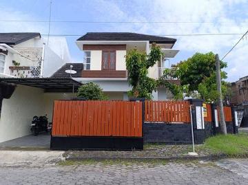 Rumah dijual di Klaten Tengah, Klaten