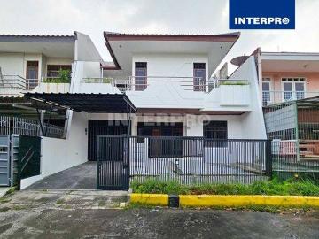 Rumah dijual di Intercon, Jakarta Barat