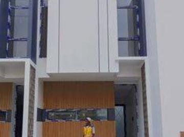 Rumah dijual di Jatiwaringin, Bekasi