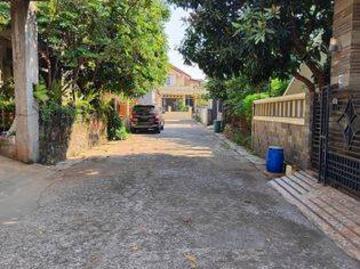 Rumah dijual di Jatiwaringin, Bekasi