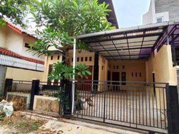 Rumah dijual di Jatiwaringin, Bekasi