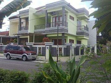 Rumah dijual di Laweyan, Surakarta