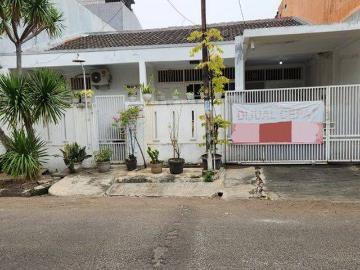 Rumah dijual di Larangan, Tangerang