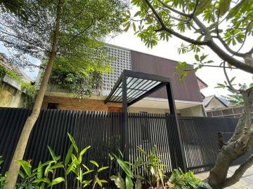 Rumah dijual di Lebak Bulus, Jakarta Selatan