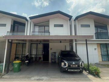 Rumah dijual di Lippo Karawaci, Tangerang