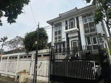 Rumah dijual di Mampang Prapatan, Jakarta Selatan