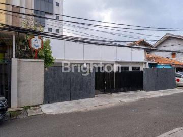 Rumah dijual di Mampang Prapatan, Jakarta Selatan