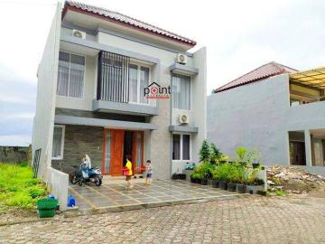 Rumah dijual di Solo Baru, Solo