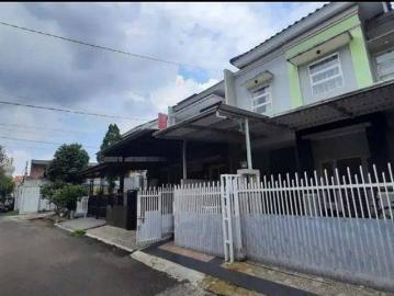 Rumah dijual di Sektor 1E Gading Serpong, Tangerang