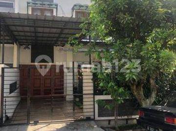 Rumah dijual di Sektor 1E Gading Serpong, Tangerang