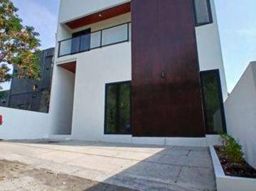 Rumah dijual di Semarang Selatan, Semarang