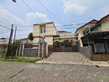 Rumah dijual di Semarang Utara, Semarang