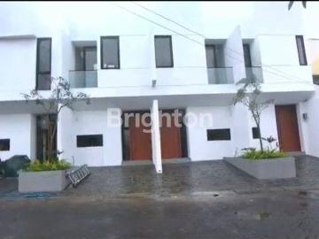 Rumah dijual di Sendangmulyo, Semarang