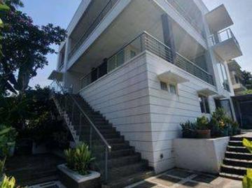 Rumah dijual di Sentul City, Bogor