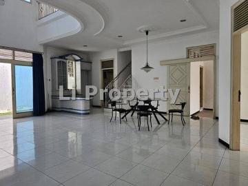 Rumah dijual di Srondol, Semarang