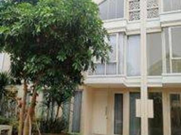 Rumah dijual di Pakuwon City, Surabaya