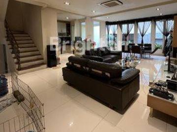 Rumah dijual di Pantai Indah Kapuk, Jakarta Utara